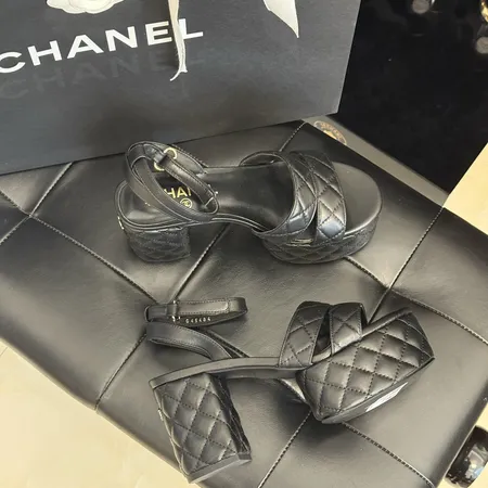 シャネル サンダル