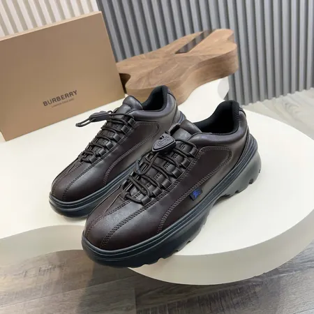 バーバリー ス スニーカー