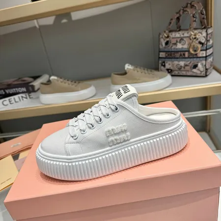 ミュウミュウ スリッパ