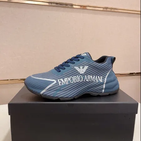 アルマーニ スニーカー