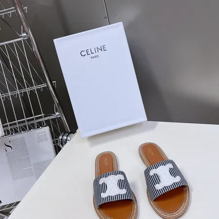 セリーヌ スリッパ