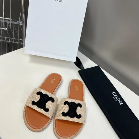 セリーヌ スリッパ