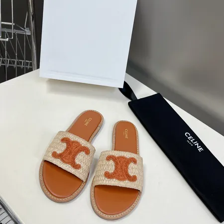 セリーヌ スリッパ