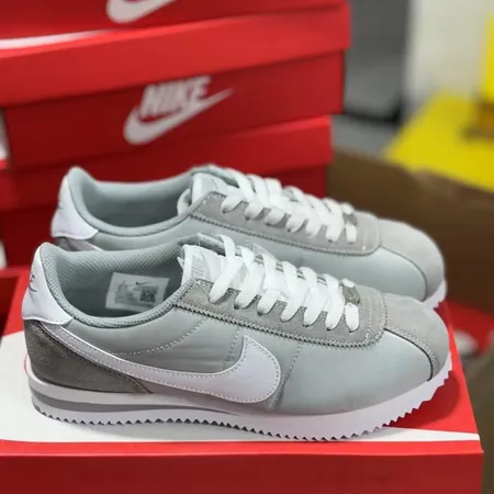 ナイキ スニーカー