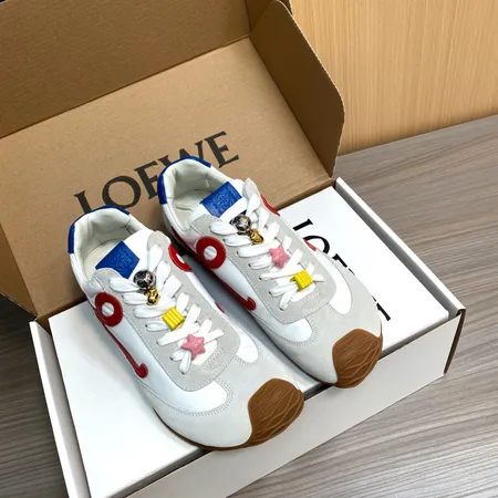 ロエベ スニーカー