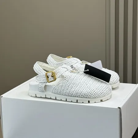 プラダ サンダル