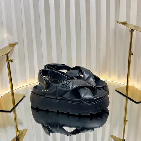 プラダ サンダル