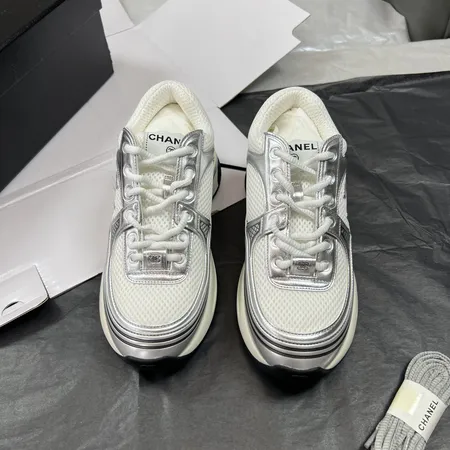 シャネル カジュアルシューズ