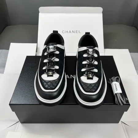 シャネル カジュアルシューズ