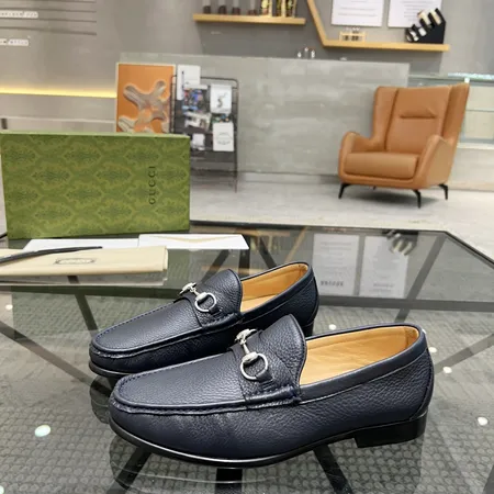 グッチ ビジネスシューズ