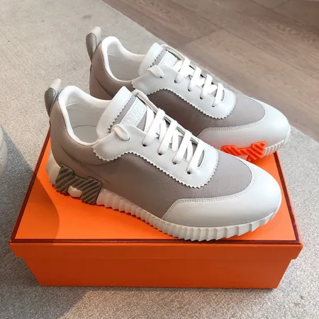 エルメス スニーカー