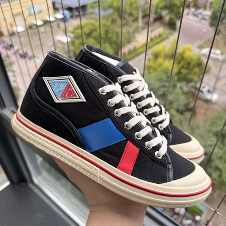 ボッテガ ヴェネタ カジュアルシューズ