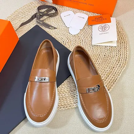 エルメス カジュアルシューズ