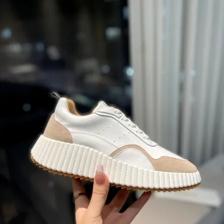 クロエ カジュアルシューズ