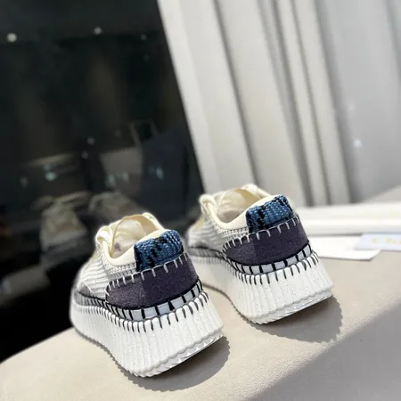 クロエ カジュアルシューズ