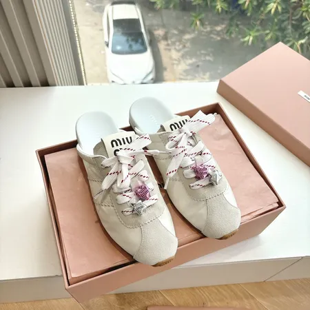 ミュウミュウ スリッパ