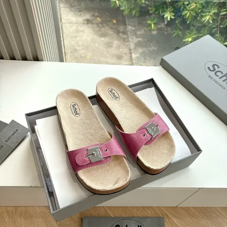 バレンシアガ スリッパ