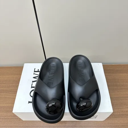 ロエベ スリッパ