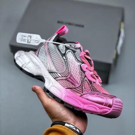 バレンシアガ スニーカー