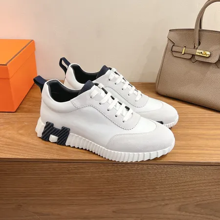 エルメス スニーカー