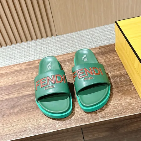 フェンディ スリッパ