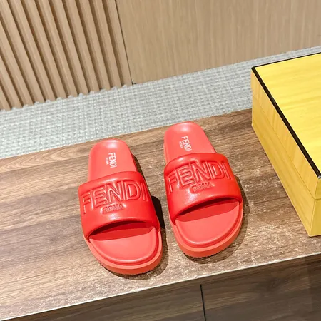 フェンディ スリッパ