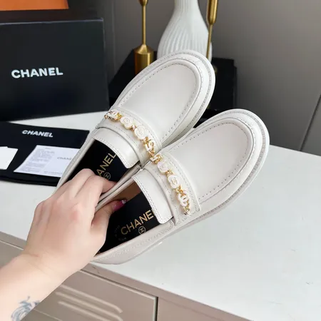 シャネル ビジネスシューズ