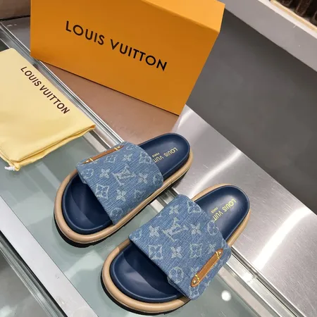 ルイヴィトン スリッパ