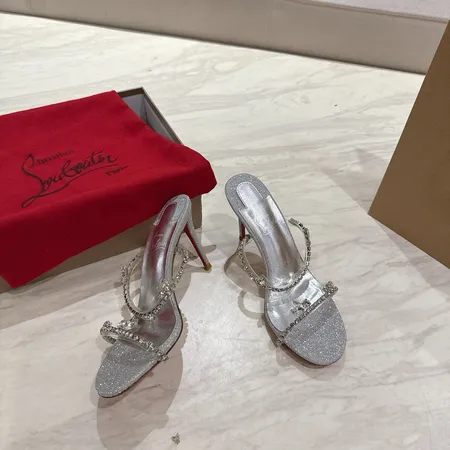 クリスチャン・ルブタン サンダル