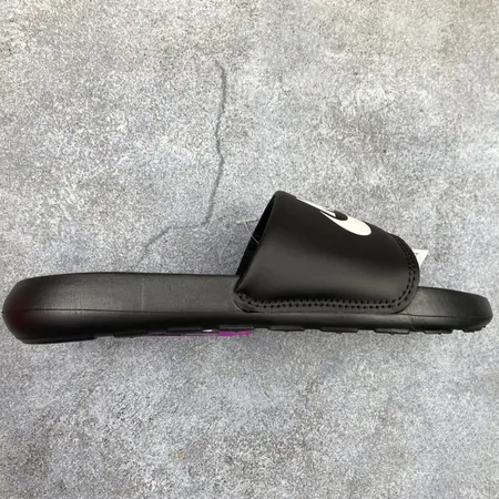 ナイキ スリッパ