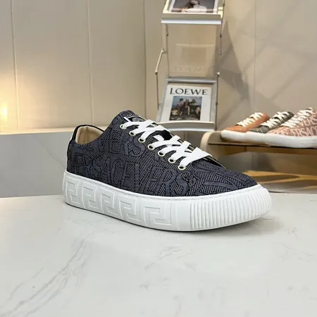 ヴェルサーチ カジュアルシューズ