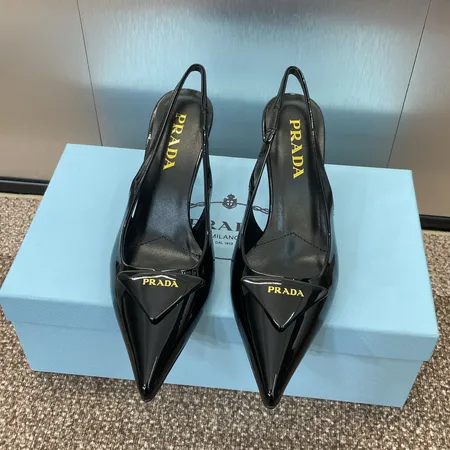 プラダ サンダル