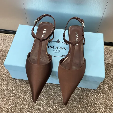 プラダ サンダル