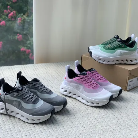 ロエベ スニーカー