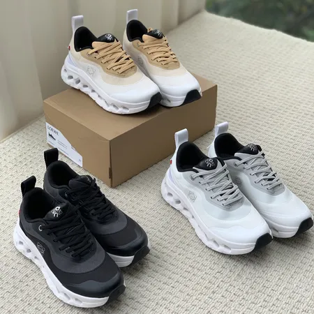 ロエベ スニーカー