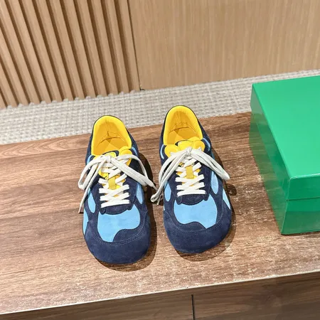 ボッテガ ヴェネタ スニーカー