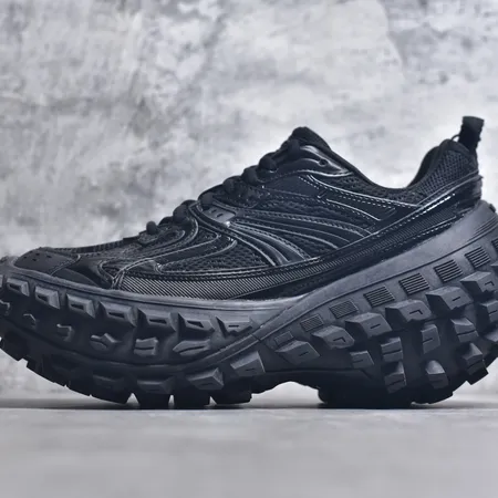 バレンシアガ スニーカー