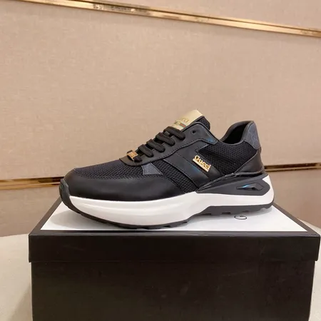 グッチ スニーカー