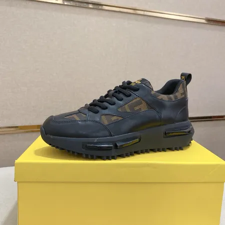 フェンディ スニーカー