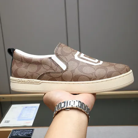 コーチ カジュアルシューズ