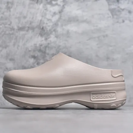 アディダス スリッパ