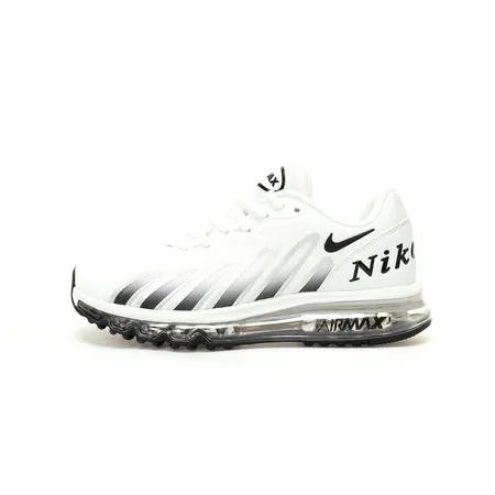 ナイキ スニーカー