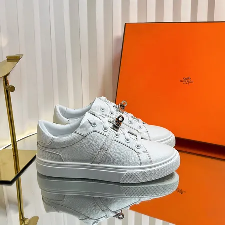 エルメス カジュアルシューズ