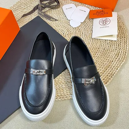 エルメス カジュアルシューズ