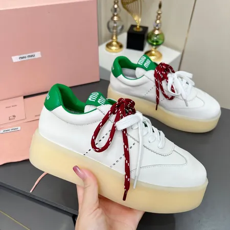 ミュウミュウ カジュアルシューズ