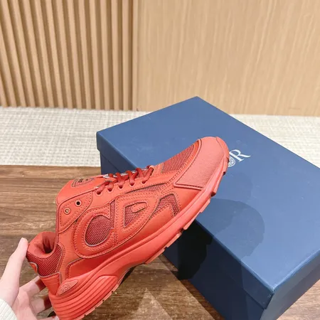 ディオール スニーカー