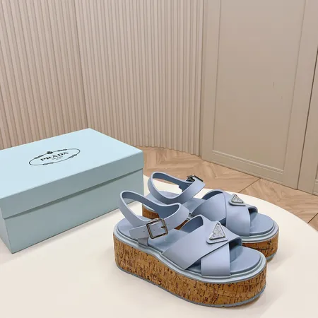 プラダ サンダル