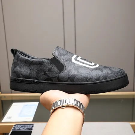 コーチ カジュアルシューズ