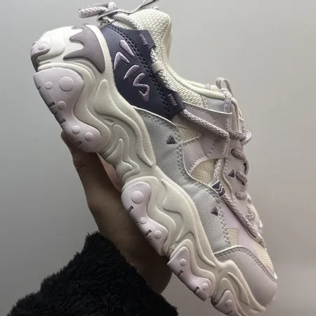 フィラ スニーカー