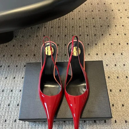 イブサンローラン サンダル